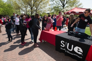 Students wait in line at Student Government's table